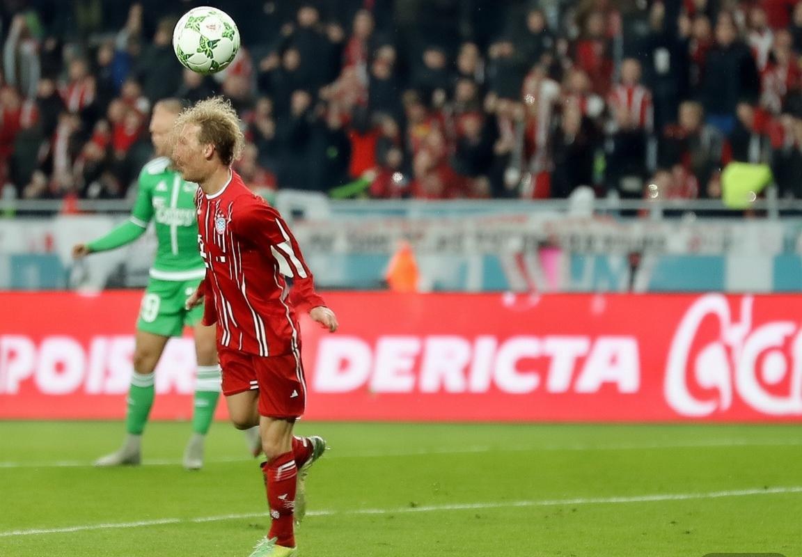 拜仁慕尼黑4-0大胜贝西克塔斯：欧洲赛场强势对决纪实(图4)