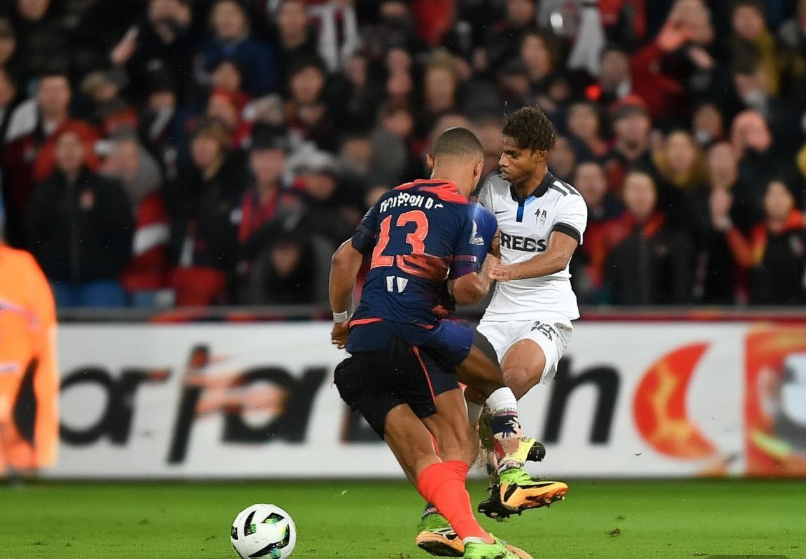 巴黎圣日耳曼VS兰斯：法甲巅峰对决精彩回顾(图4)