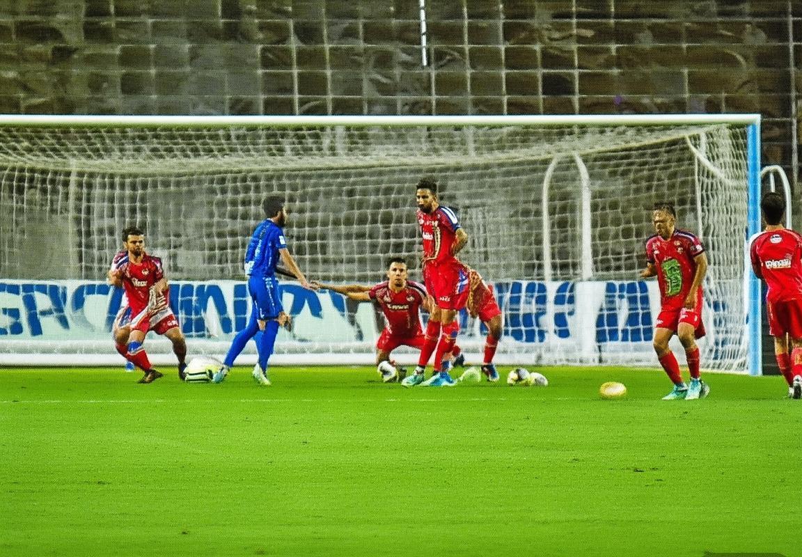 2019波城孔卡诺巅峰对决：战术智慧与团队协作解析